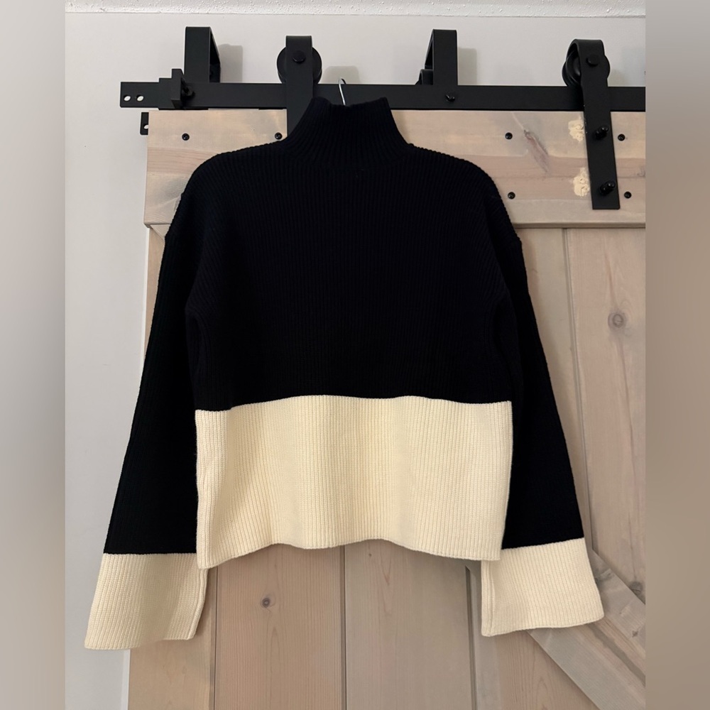 NWT Elan Colorblock Mock-Neck Sweater - Black and Cream - Picture 9 of 10